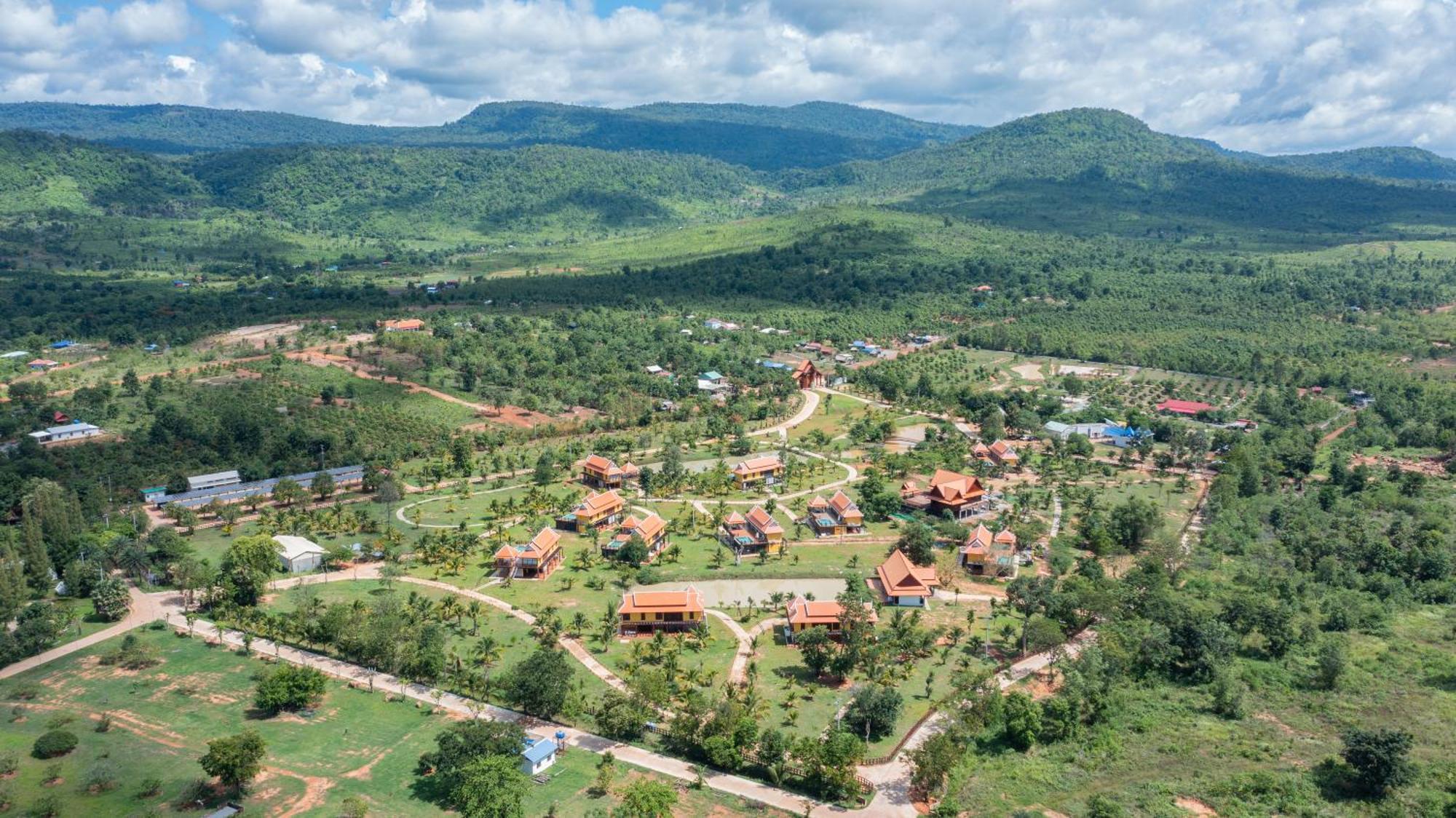 Phum Domnak Domrey Resort Chambok Zewnętrze zdjęcie