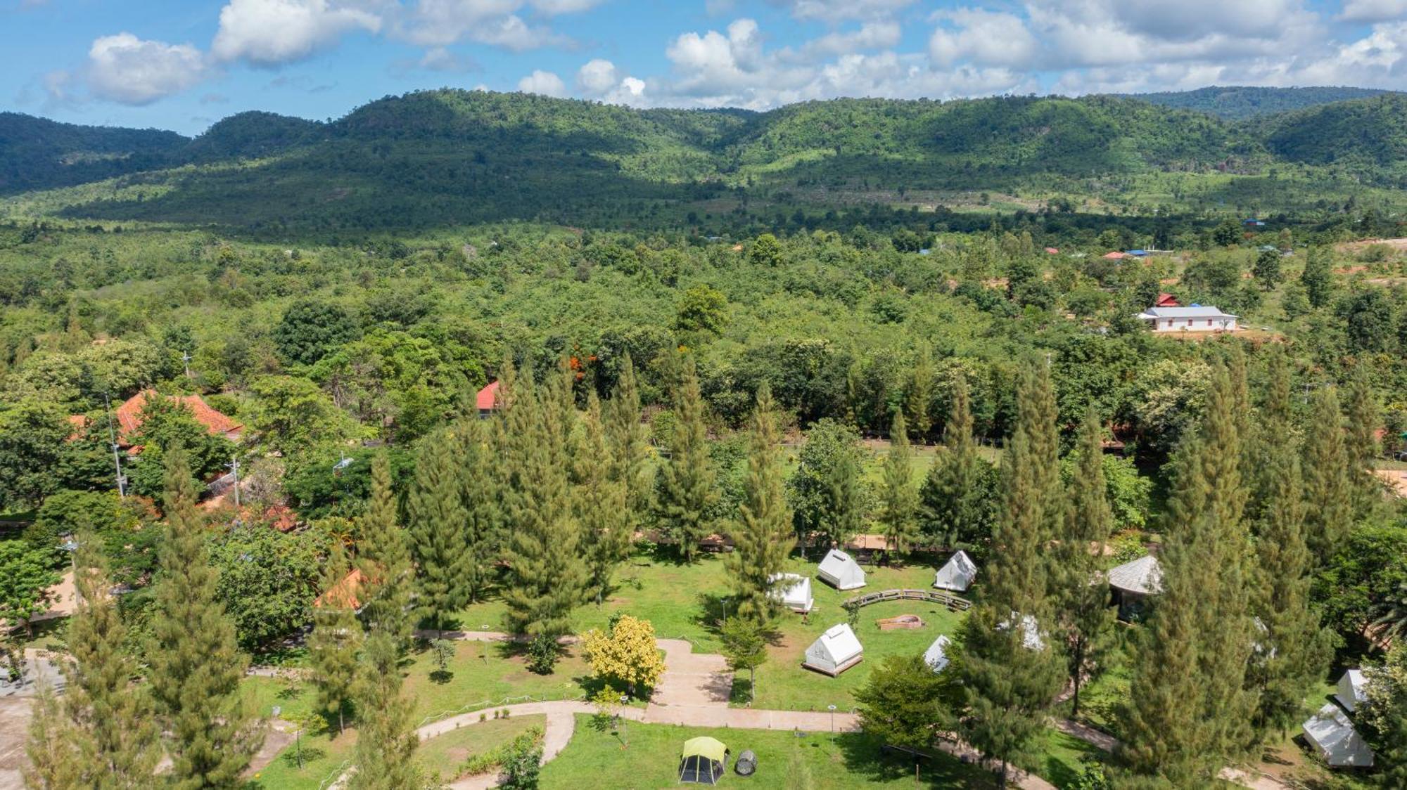 Phum Domnak Domrey Resort Chambok Zewnętrze zdjęcie